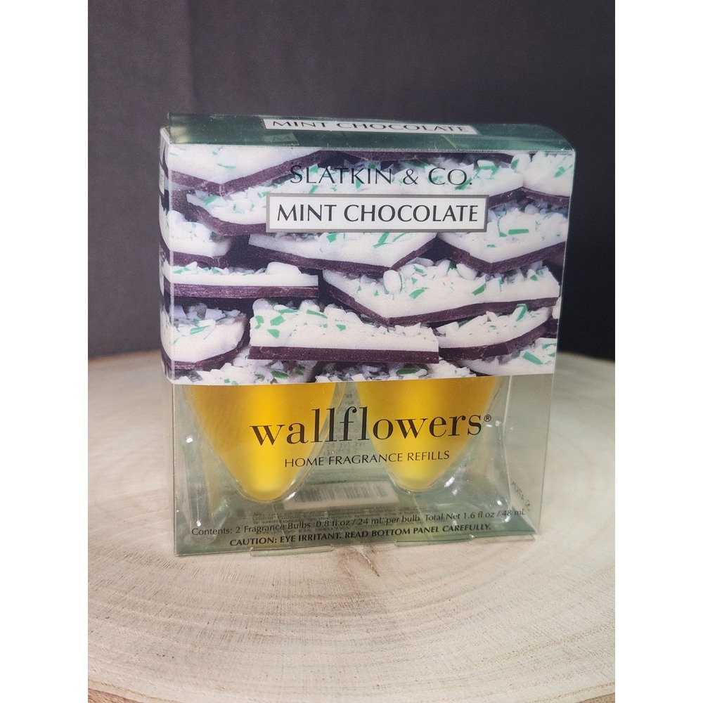 Bath and Body Works‎ / Slatkin & Co., Mint Chocolate Wallflowers 2 Bulb Pack Set